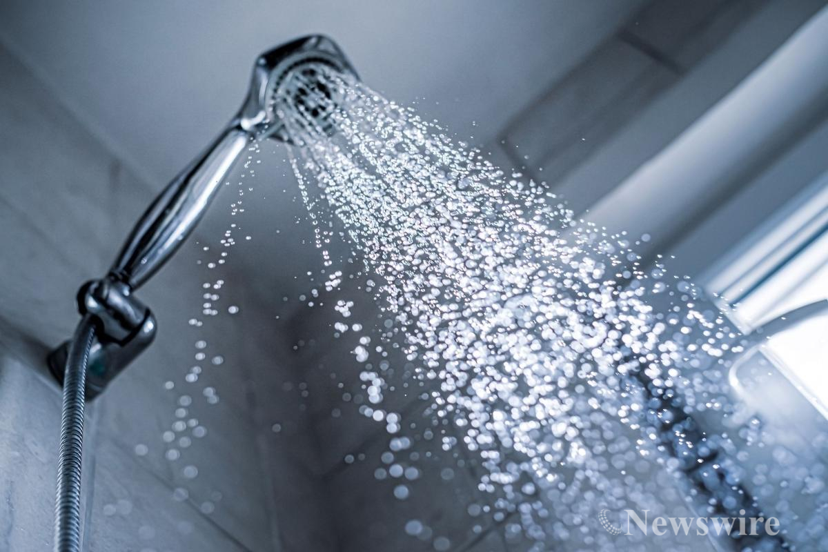 220922123602-01-shower-head-stock.jpeg