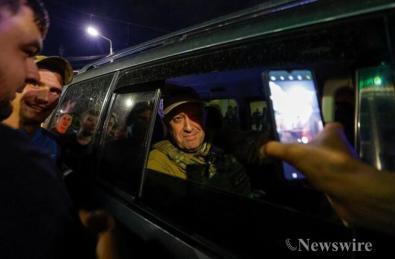 tag_reuters.com,2023_newsml_LYNXMPEJ6500M_12023-07-06T004803Z_1_LYNXMPEJ6500M_RTROPTP_3_UKRAINE-CRISIS-RUSSIA-ELITE-mobile.jpeg