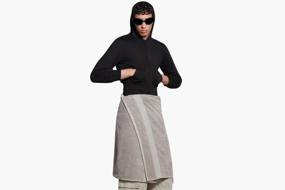balenciaga skirt.jpeg