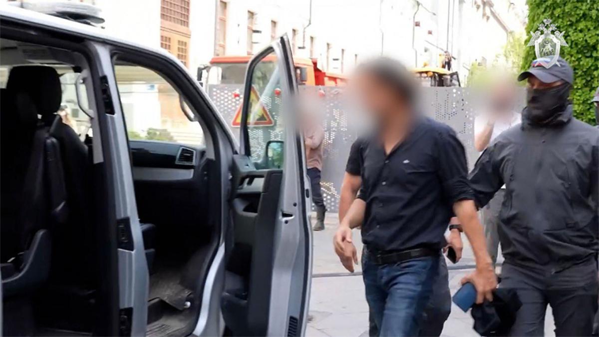 photo1717673866-926x696 (1).jpg