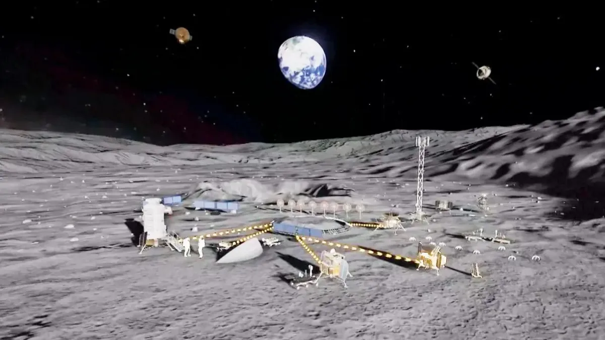 Lunar-station_d.webp