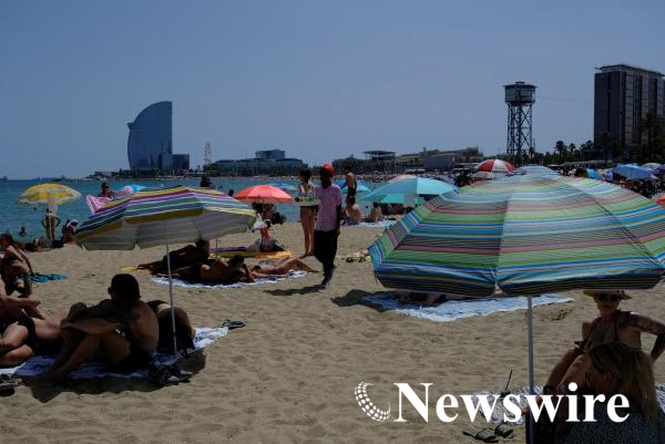 2026-06-21T190749Z_643862069_RC2DYLAIQCOO_RTRMADP_3_EUROPE-WEATHER-SPAIN-HEATWAVE.JPG