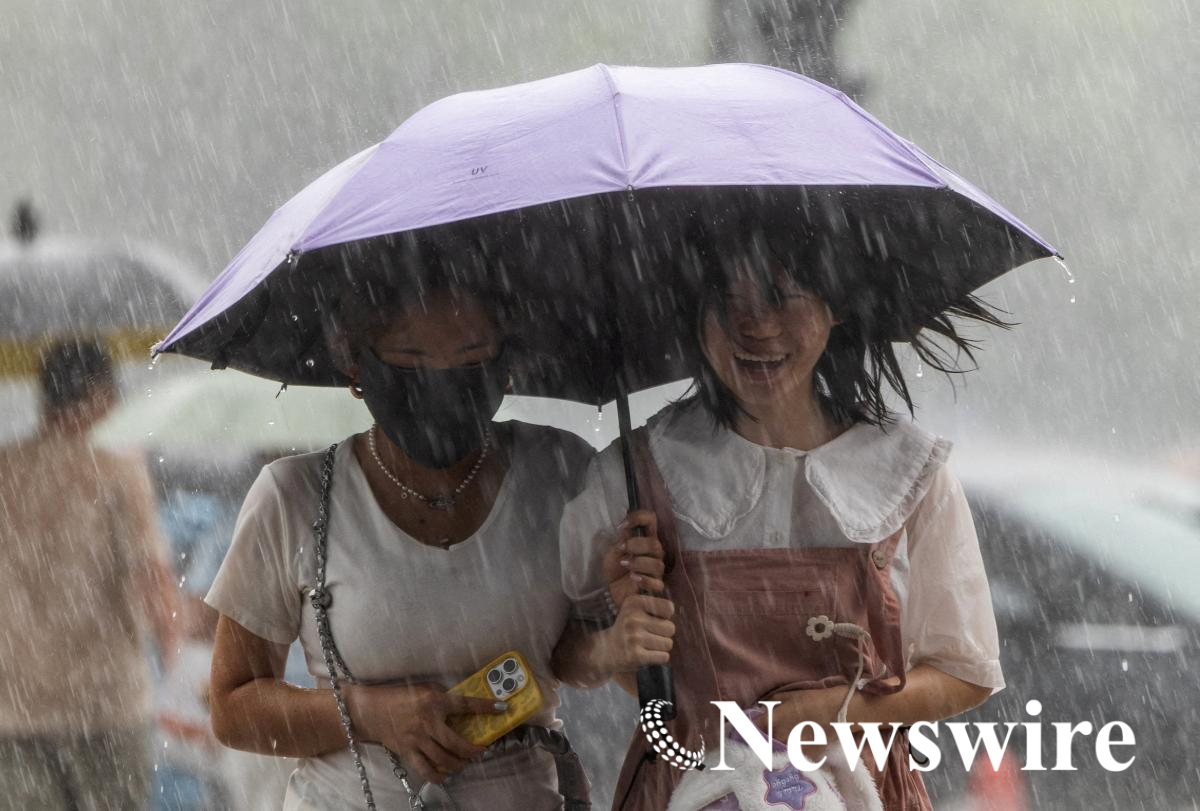 2026-07-22T070235Z_1051798596_RC2UAMA87F83_RTRMADP_3_ASIA-WEATHER-CHINA.JPG