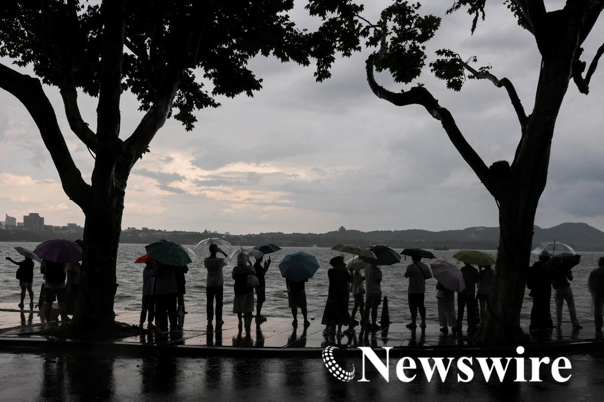 2026-07-21T093057Z_1068255266_RC27IMAIVQXJ_RTRMADP_3_ASIA-WEATHER-CHINA.JPG