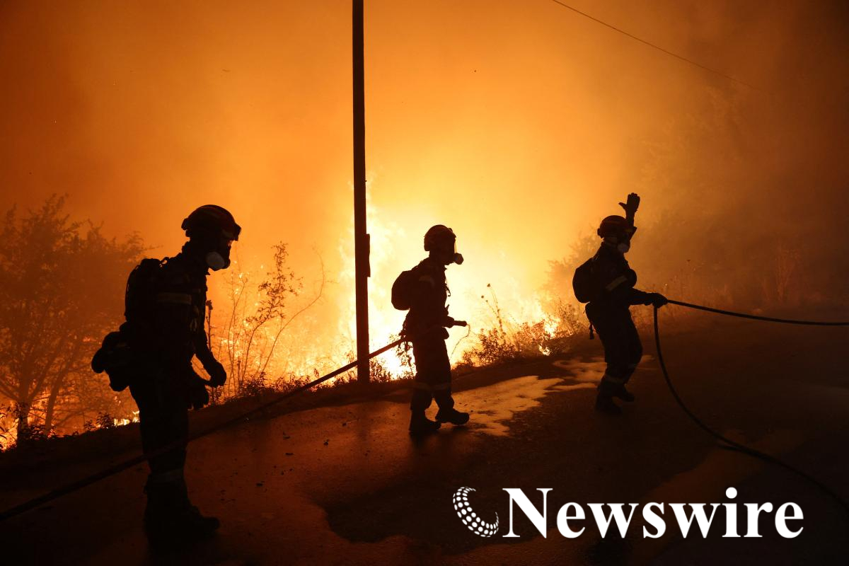 2026-07-04T230610Z_1002883708_RC2B7MA29JXW_RTRMADP_3_EUROPE-WEATHER-GREECE-WILDFIRE.JPG