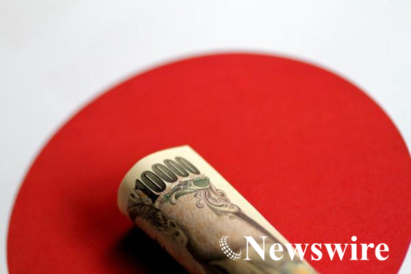 2026-07-03T020928Z_1849659232_RC226MA2GXIQ_RTRMADP_3_JAPAN-YEN.JPG