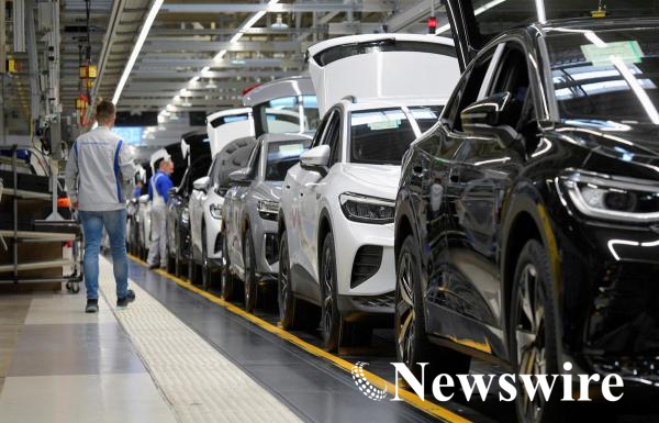 2026-09-04T040012Z_1742280732_RC2WUT9T3TJQ_RTRMADP_3_VOLKSWAGEN-REDUNDANCIES.JPG